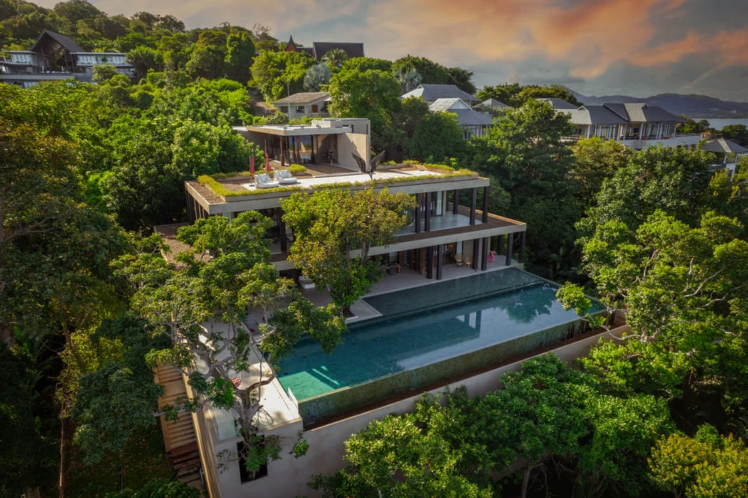 Amarin Cliffs — 5 Bedroom Clifftop Oceanfront Villa in Kamala Beach