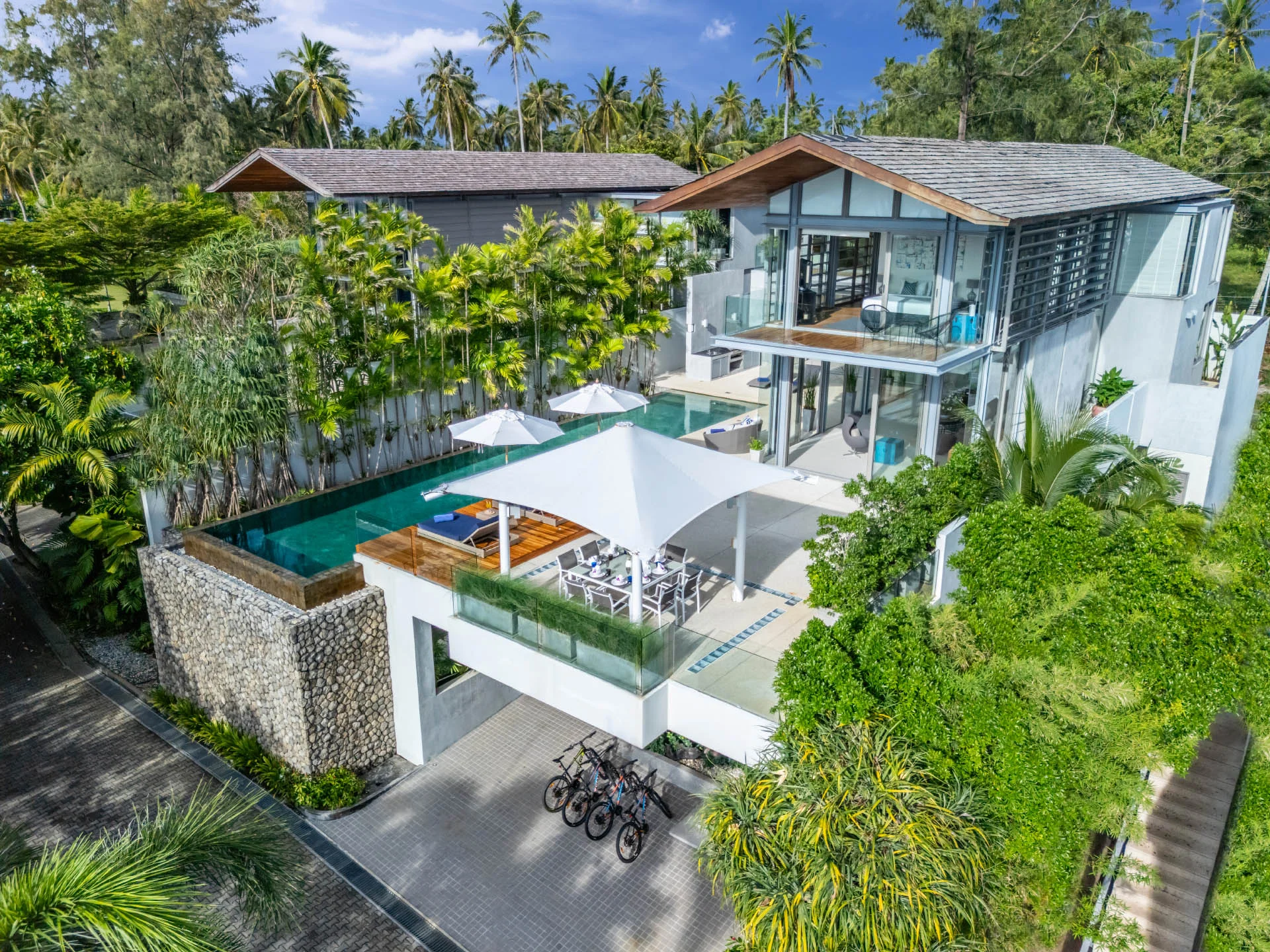 Roxo — Vibrant Coastal Chic on Natai's Golden Shore in Natai Beach